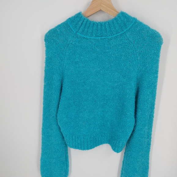 Urban Outfitters | "Avril" cropped sweater - Picture 3 of 4